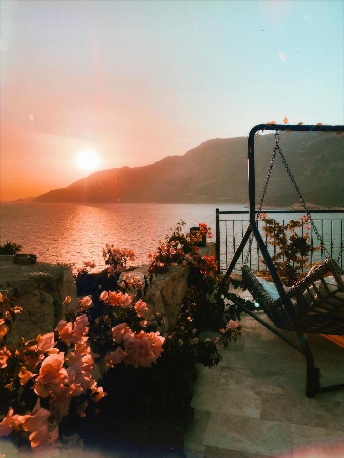 Guemues Yazar Hotel Каш Екстериор снимка