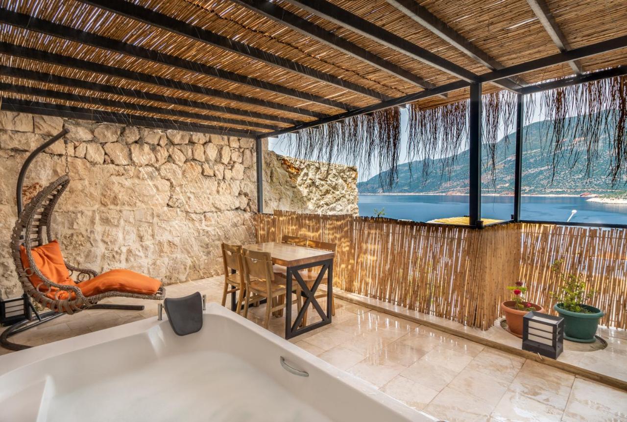 Guemues Yazar Hotel Каш Екстериор снимка