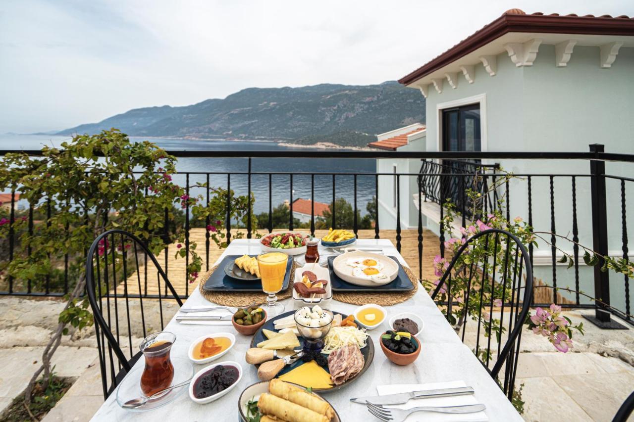 Guemues Yazar Hotel Каш Екстериор снимка